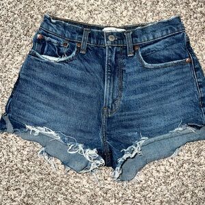 Abercrombie & Fitch High Rise Mom Short